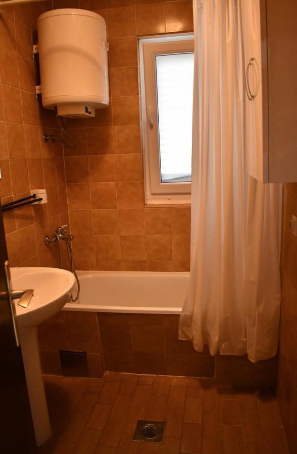 Apartment Ankica Traù Esterno foto